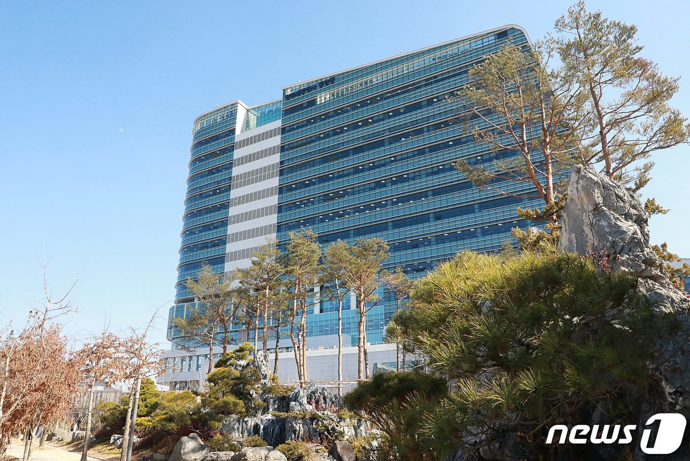 본문 이미지 - 기획재정부가 위치한 정부세종청사 중앙동 전경. 2023.3.2/뉴스1