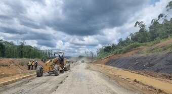 본문 이미지 - 인도네시아 신수도의 도로건설 현장. /인도네시아 공동 취재단    