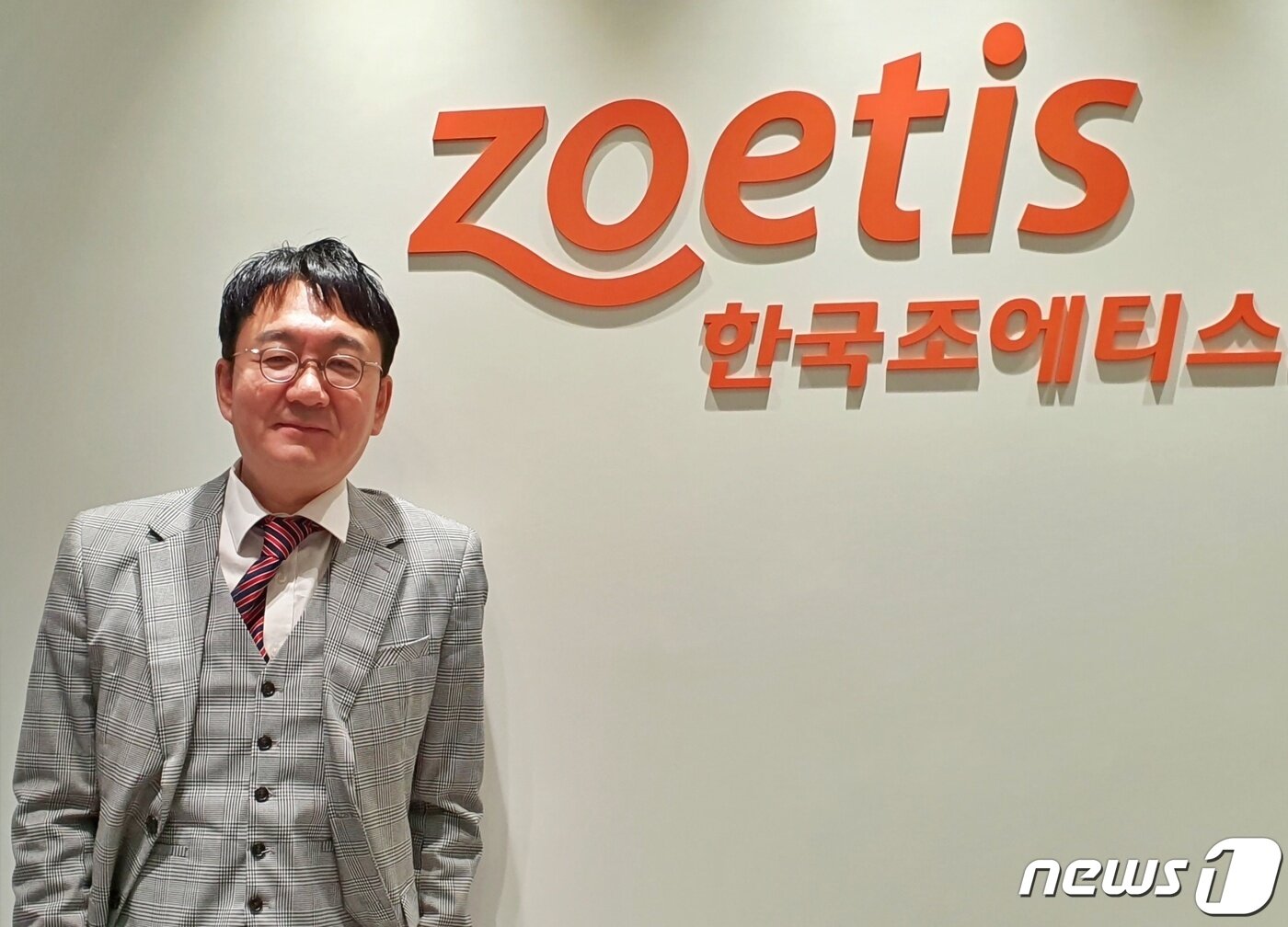 본문 이미지 - 박성준 한국조에티스 대표가 16일 서울 강남구 조에티스 본사에서 뉴스1와 인터뷰를 하고 있다. ⓒ 뉴스1 최서윤 기자