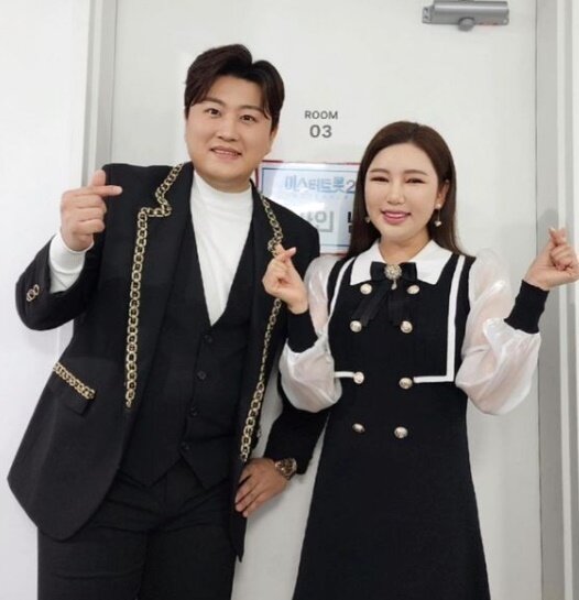 본문 이미지 - 김호중, 송가인 /인스타그램 캡처