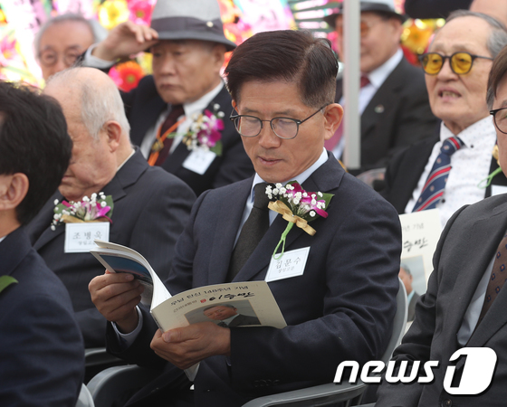 이승만 대통령 탄신 기념식 참석한 김문수