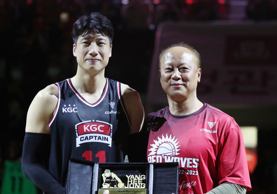 프로농구 정관장의 '영원한 11번' 양희종, 코치로 변신해 팀 복귀