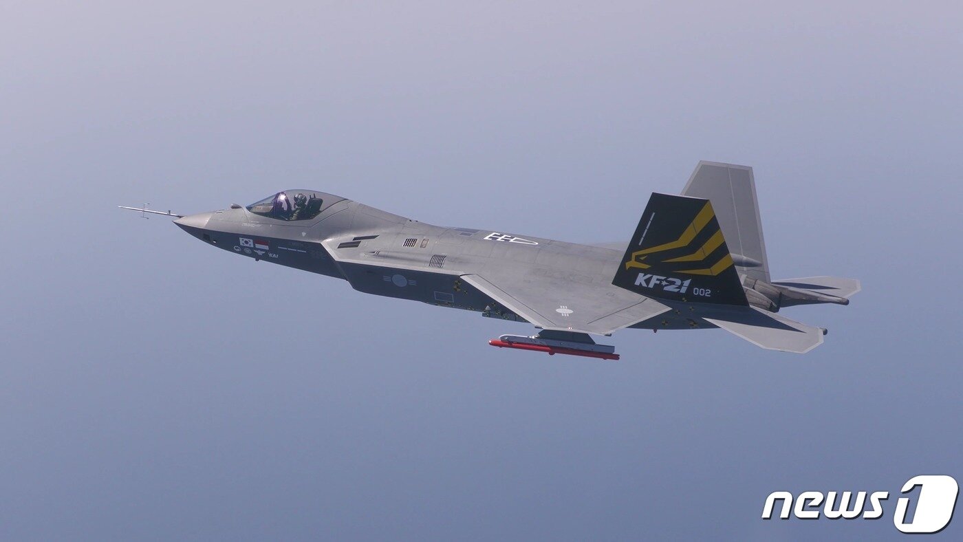 본문 이미지 - 한국형 전투기 KF-21 '보라매'. (방위사업청 제공) 2023.3.28/뉴스1