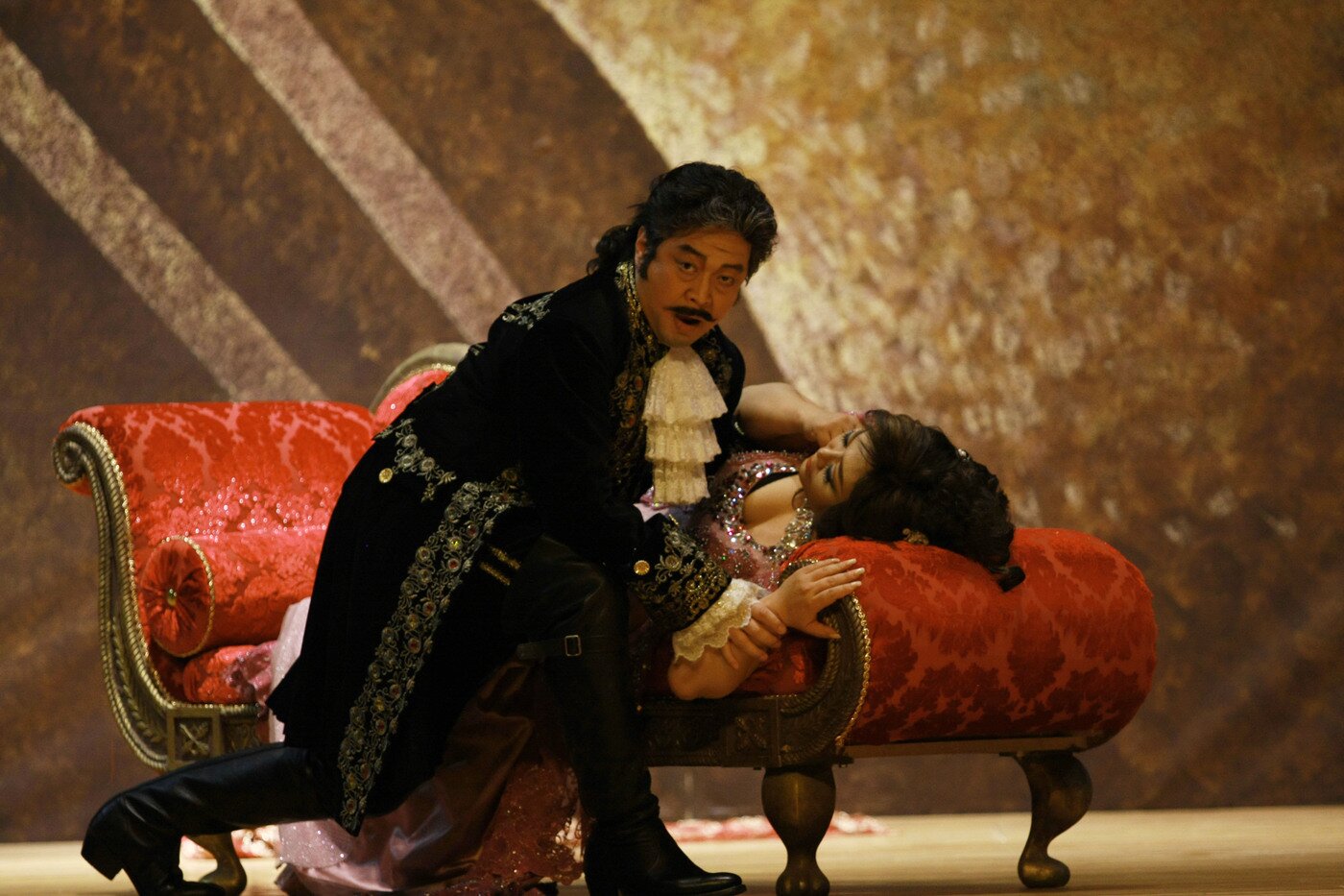 본문 이미지 - 서울시오페라단 상임 단원으로 활동하던 시절의 노희섭. (노희섭 제공) 