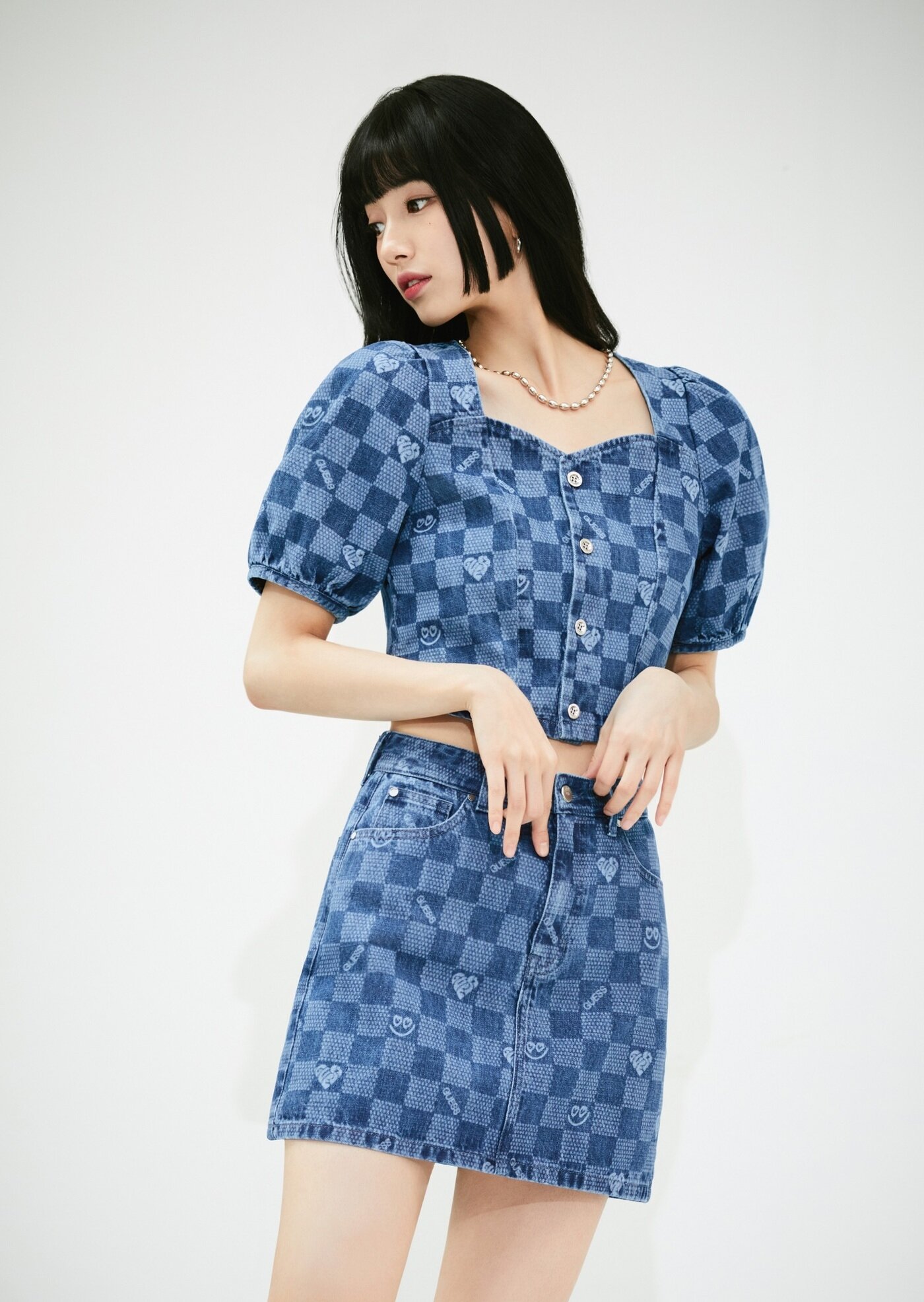 본문 이미지 - 수지/게스 제공