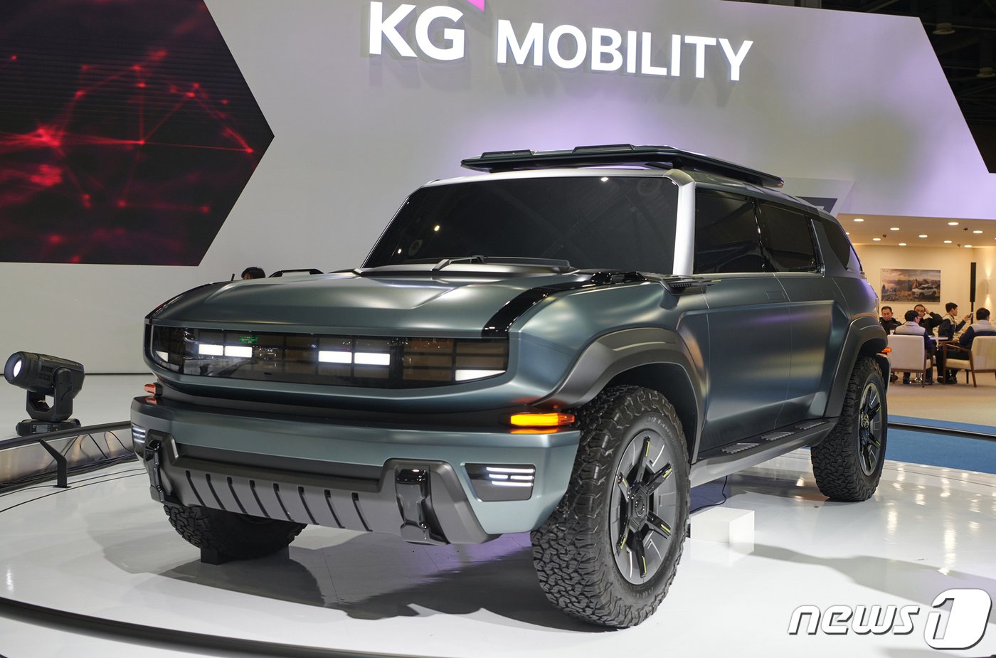 본문 이미지 - KG 모빌리티 디자인 콘셉트 모델 'F100', (KG 모빌리티 제공) 2023.3.30/뉴스1