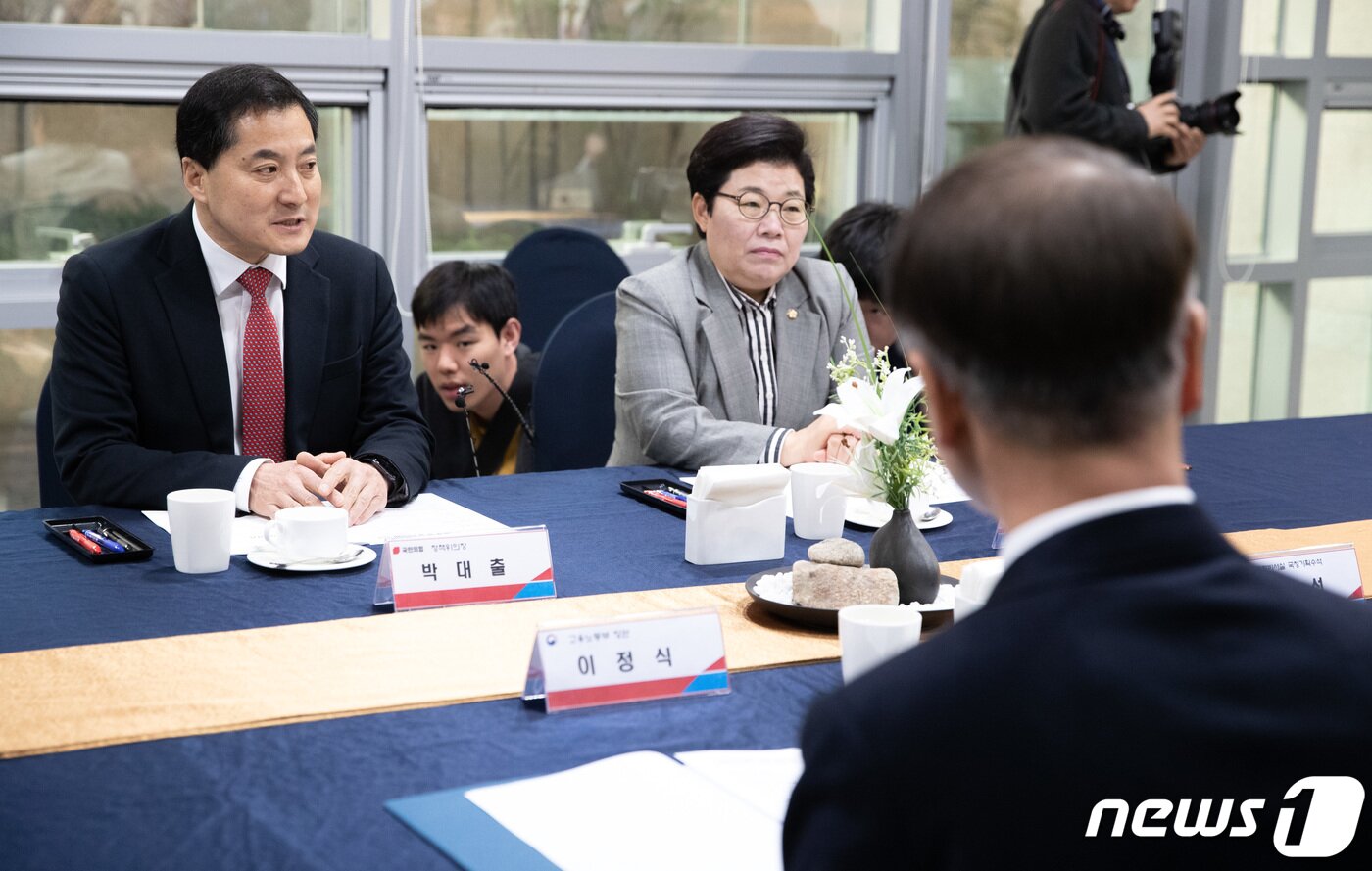 본문 이미지 - 박대출 국민의힘 정책위의장이 31일 오전 서울 여의도 국회에서 열린 근로시간제도 개편 관련 당·정·대 조찬간담회에서 발언을 하고 있다. 2023.3.31/뉴스1 ⓒ News1 이재명 기자