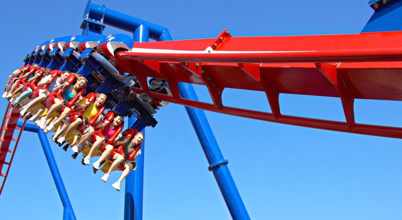 본문 이미지 - 월드 오브 펀 놀이공원의 롤러코스터(미국관광청 제공)