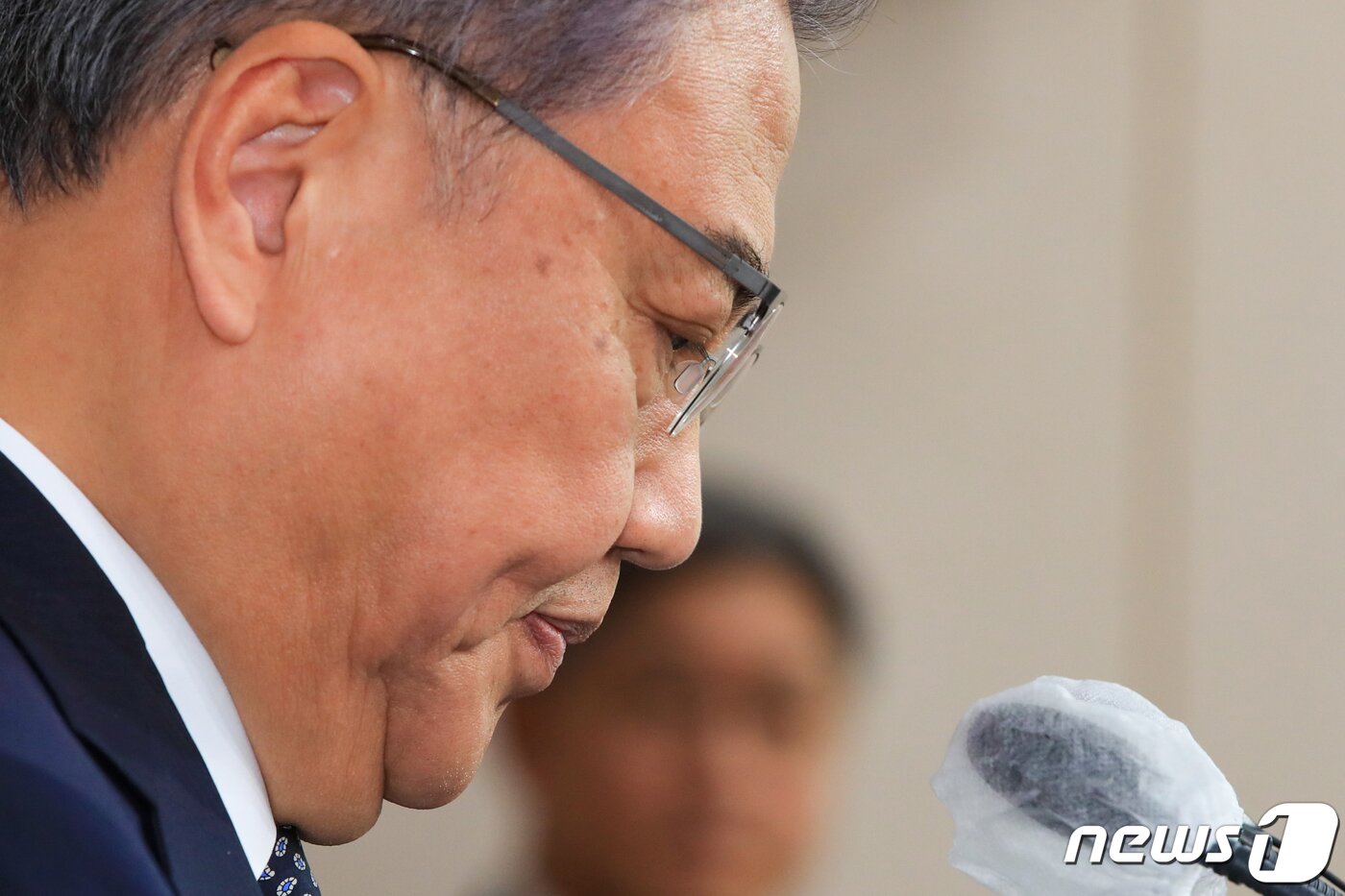 본문 이미지 - 박진 외교부 장관이 6일 오전 서울 종로구 외교부에서 일제 강제징용 피해배상 해법 정부입장 발표를 하고 있다. (공동취재) 2023.03.06/뉴스1 ⓒ News1 김명섭 기자