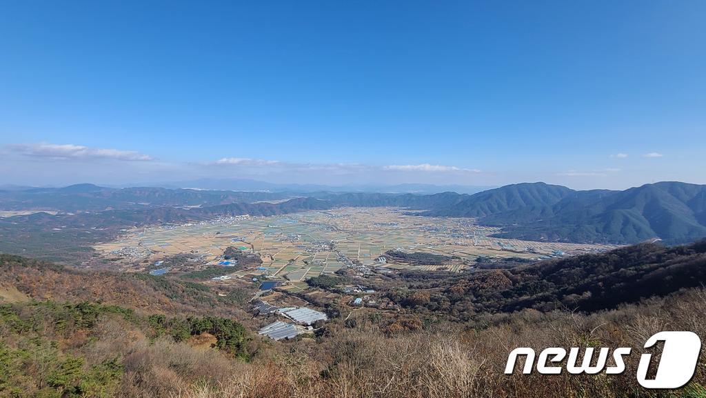 경남 합천군 초계면과 적중면에 위치한 합천운석충돌구 전경.&#40;합천군 제공&#41;