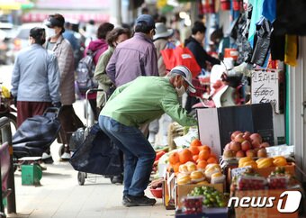 본문 이미지 - 서울 시내 전통시장 모습. ⓒ News1 김민지 기자