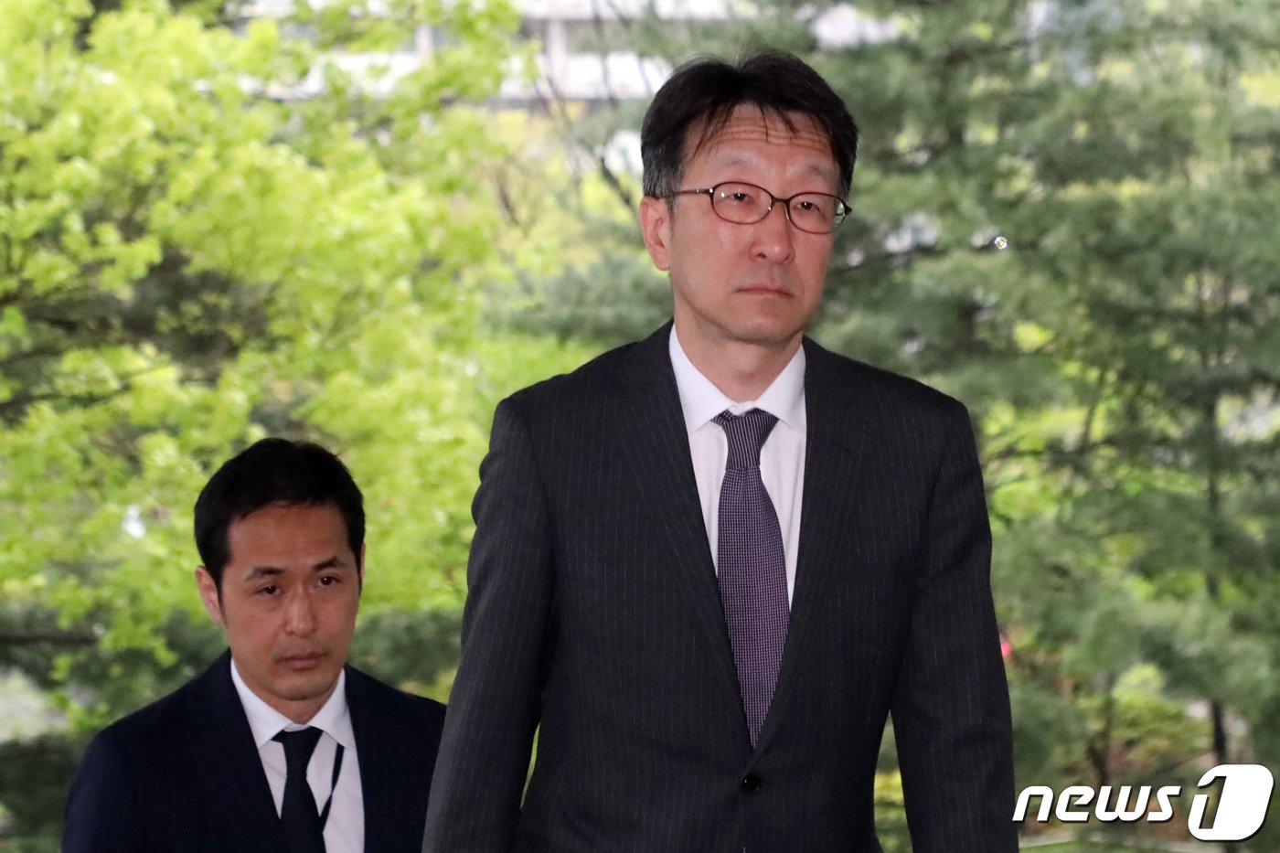 본문 이미지 - 구마가이 나오키 주한일본대사관 총괄공사(오른쪽). 2023.4.11/뉴스1 ⓒ News1 김명섭 기자