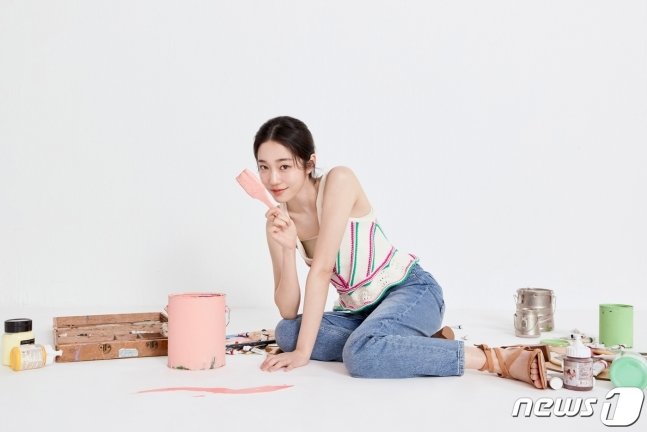 본문 이미지 - 바쉬 앰버서더 배우 노윤서.(바쉬제공)