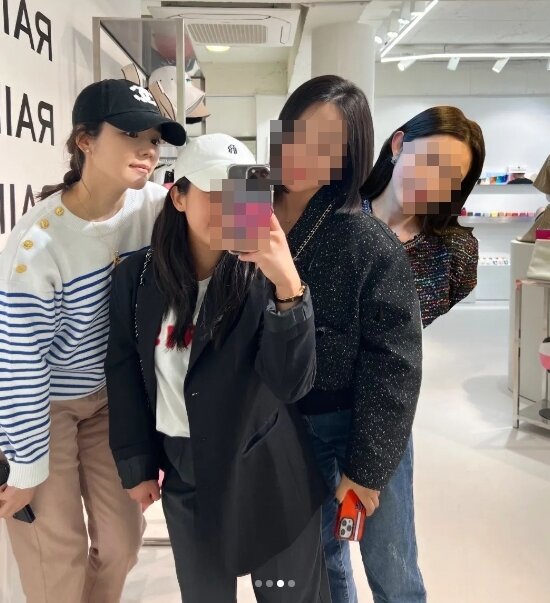 본문 이미지 - 배우 한가인 인스타그램 갈무리