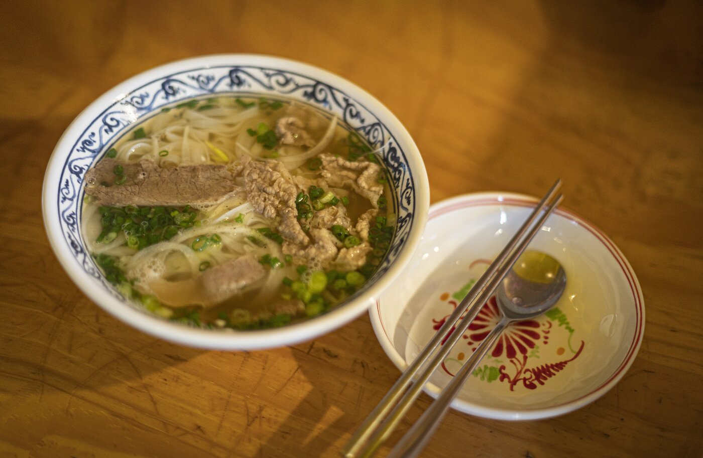 본문 이미지 - 베트남 음식점 플러스84의 생면 쌀국수. 서울관광재단 제공