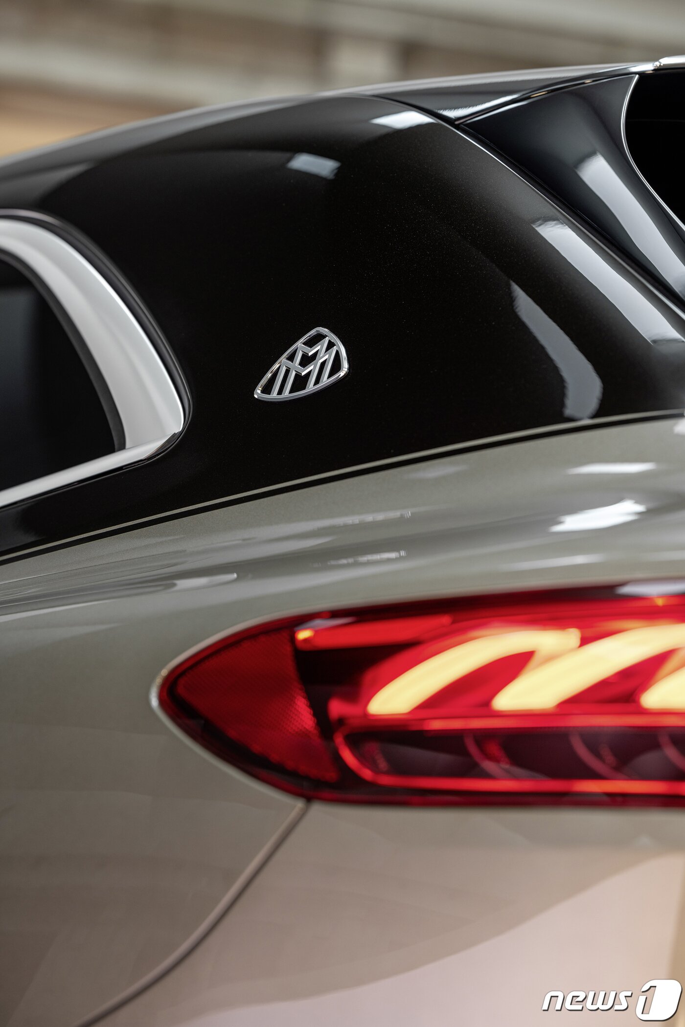 본문 이미지 - 마이바흐 EQS SUV.(메르세데스-벤츠 제공)ⓒ 뉴스1  