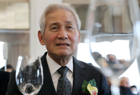 '혈액암' 안성기…"건강 악화 병원 이송, 정확한 상태 의료진에 확인 중" [공식]