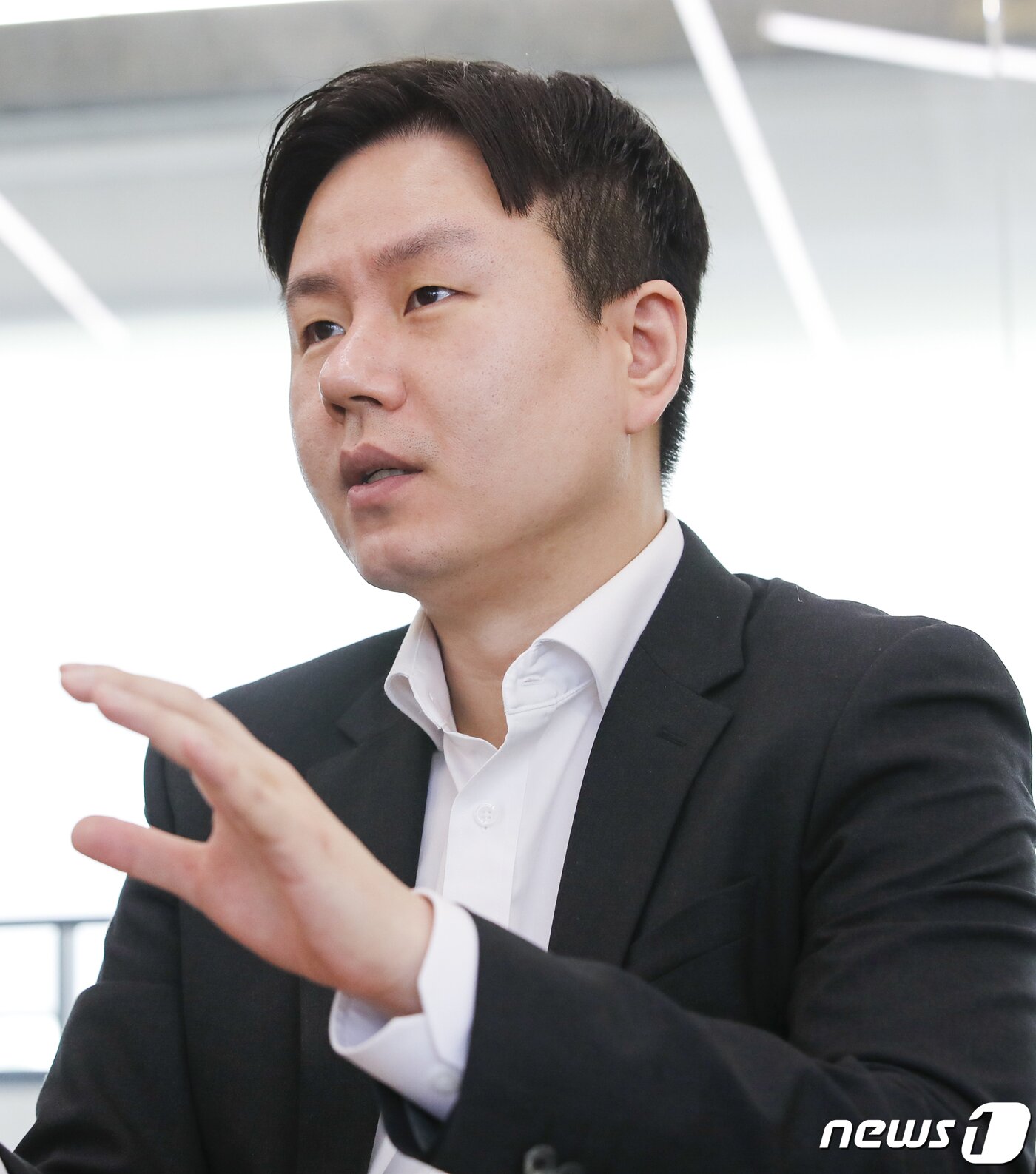 본문 이미지 -  김형균 차파트너스자산운용 본부장이 서울 강남구 차파트너스자산운용 사무실에서 뉴스1과 인터뷰에 앞서 포즈를 취하고 있다. 2023.4.14/뉴스1 ⓒ News1 김도우 기자 