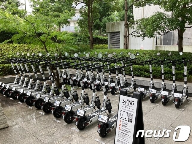 본문 이미지 - 일본 도쿄 지역서 대기중인 모빌리티 기기 전경'(더스윙 제공)ⓒ 뉴스1 