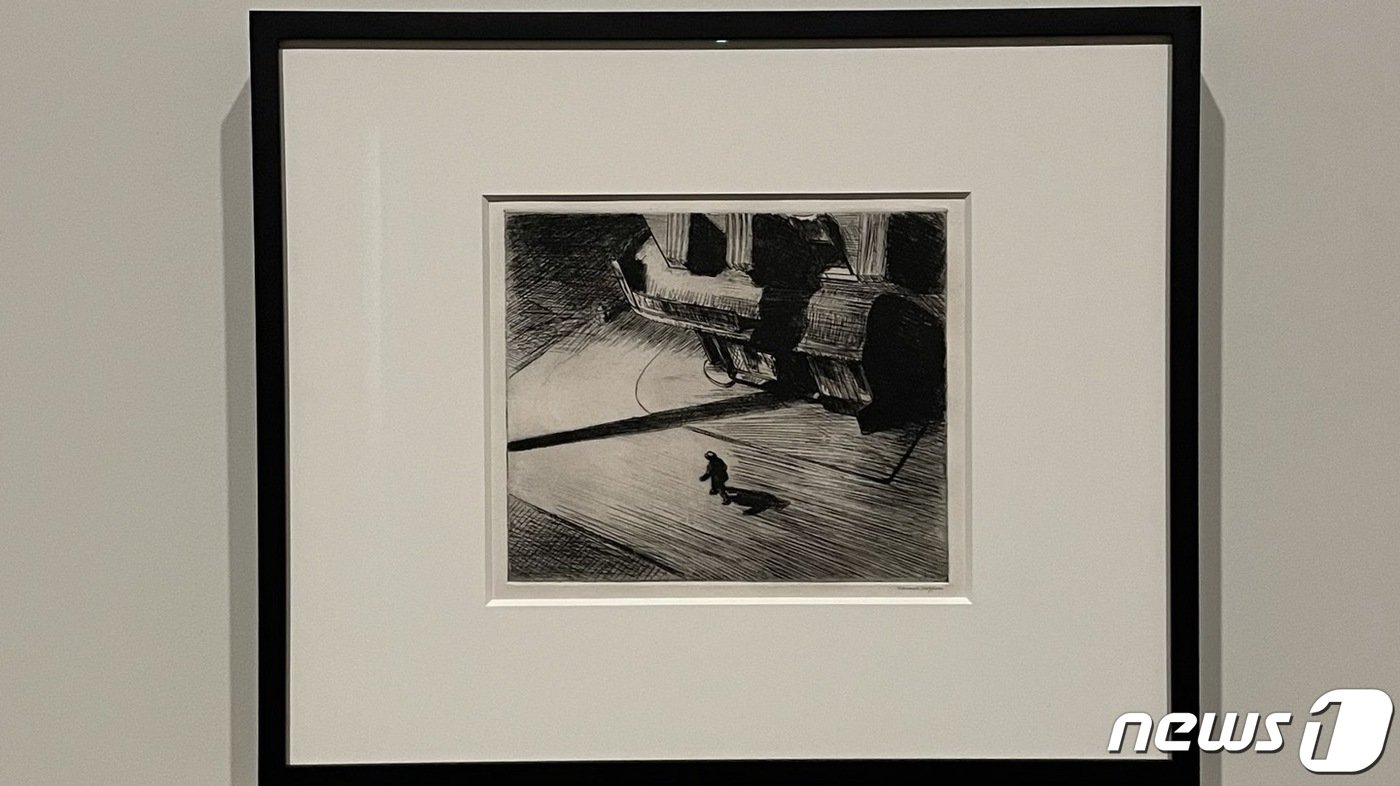 본문 이미지 -   에드워드 호퍼의 에칭 작품. 2023.4.19/뉴스1 ⓒ 뉴스1 김일창 기자