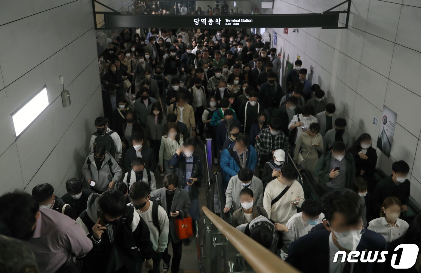 본문 이미지 - 김포골드라인 김포공항역.(뉴스1DB)