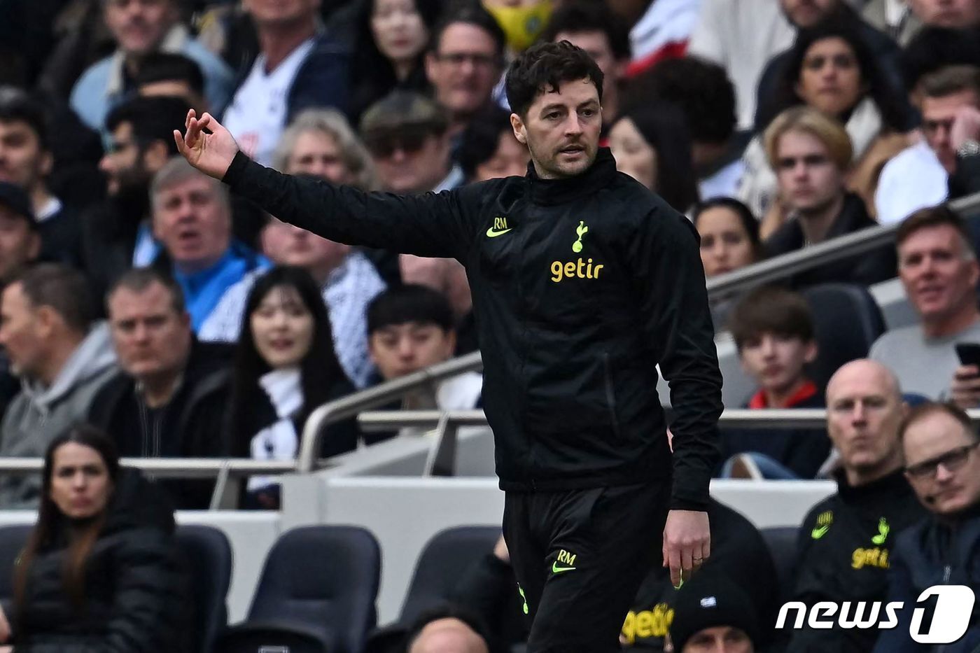 본문 이미지 - 라이언 메이슨 토트넘 코치 ⓒ AFP=뉴스1