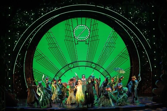 본문 이미지 - 뮤지컬 '위키드'의 공연 장면 <자료 사진> ⓒ News1star/설앤컴퍼니