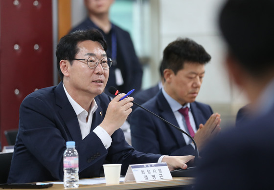 "천만원 뇌물" vs "명백한 허위"…정명근 화성시장, 의혹 보도 매체 고소