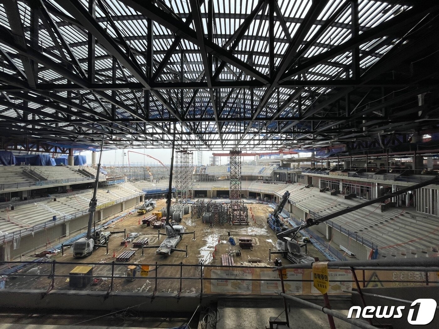 본문 이미지 - 인파이어 아레나 공사현장(인스파이어 홈페이지 캡처) / 뉴스1