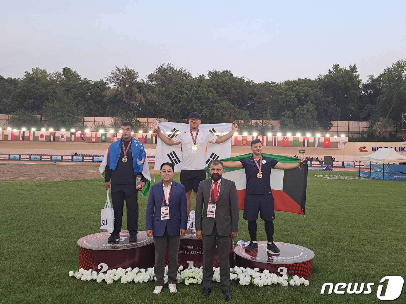 본문 이미지 - 아시아청소년육상선수권대회 투포한 우승을 차지한 박시훈 (대한육상연맹 제공)