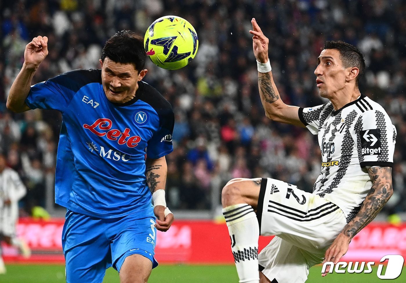 본문 이미지 - 나폴리 수비수 김민재. ⓒ AFP=뉴스1