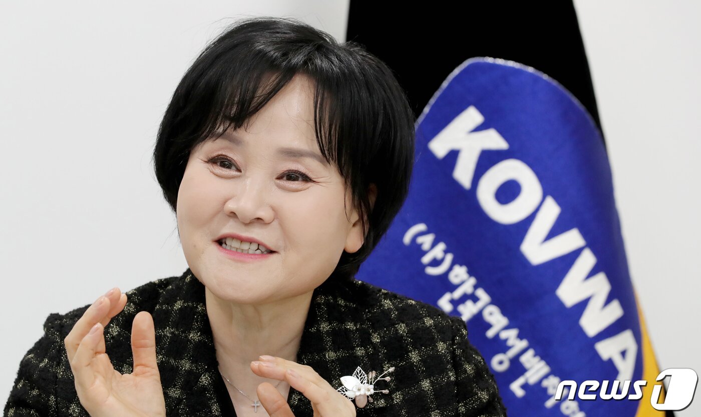 본문 이미지 - 윤미옥 한국여성벤처협회장이 5일 서울 강남구 한국여성벤처협회에서 뉴스1과 인터뷰 하고 있다. 2023.4.5/뉴스1 ⓒ News1 장수영 기자