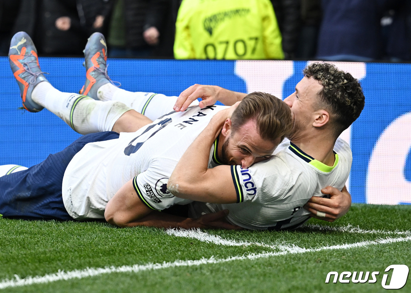 (런던 로이터=뉴스1) 우동명 기자 = 토트넘의 해리 케인이 8일(현지시간) 런던의 토트넘 홋스퍼 스타디움에서 열린 EPL 브라이턴 앤드 호브 앨비언과 경기서 결승 골을 넣은 뒤 …