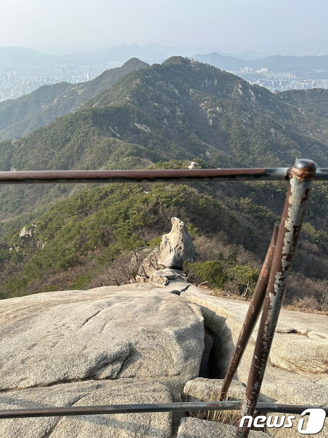 본문 이미지 - 수락산 기차바위 (사진=독자제공) ⓒ 뉴스1 이상휼 기자