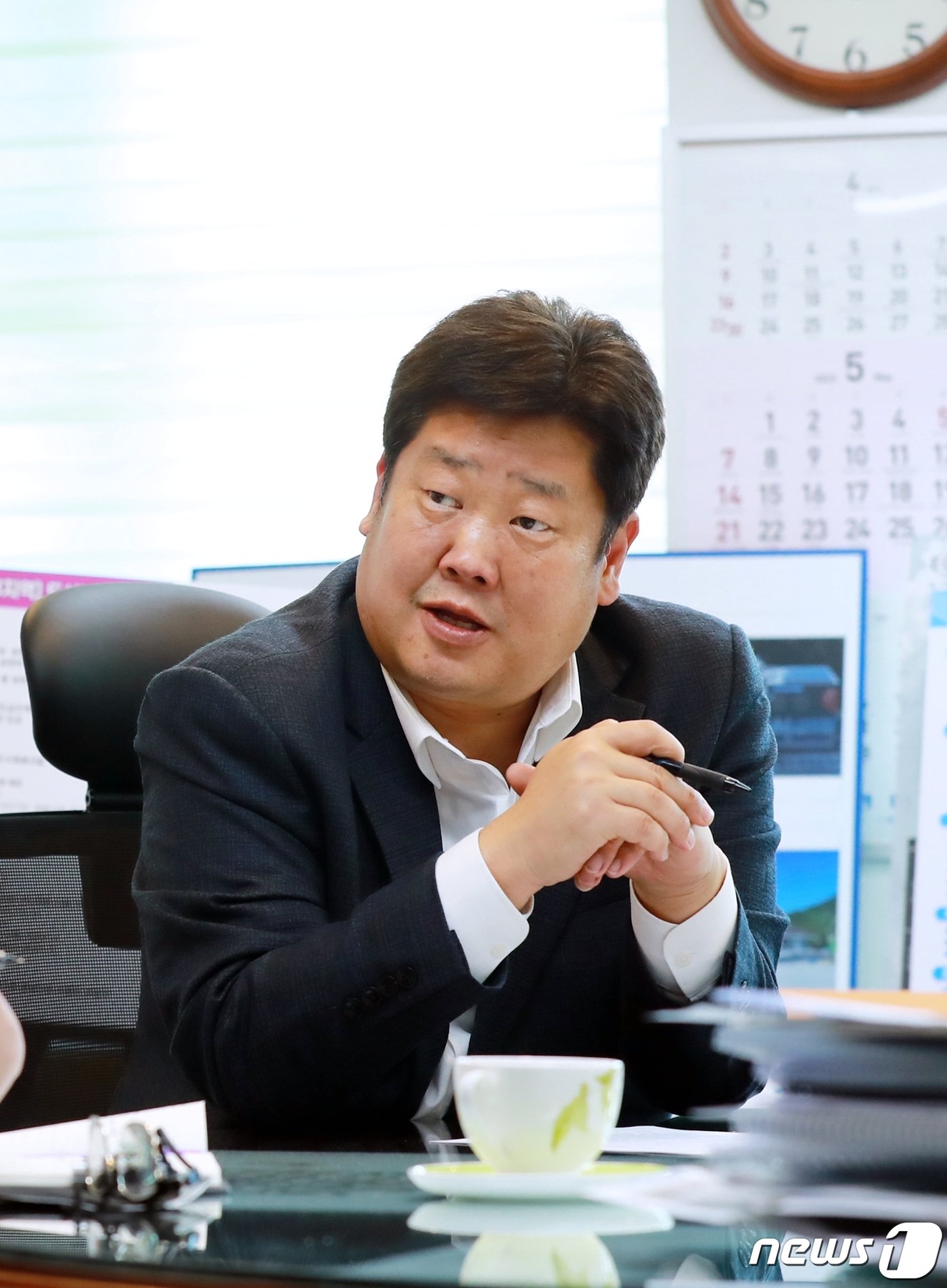 본문 이미지 - 이상호 강원 태백시장이 최근 시청 집무실에서 뉴스1 기자와 인터뷰를 하고 있다. (태백시청 제공) 2023.5.11/뉴스1