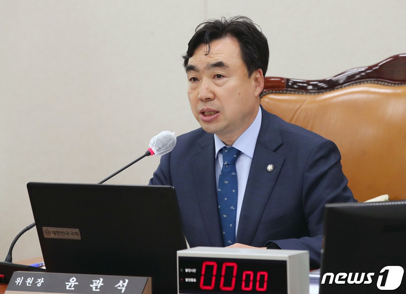 본문 이미지 - 윤관석 위원장이 11일 오후 서울 여의도 국회에서 열린 산업통상자원중소벤처기업위원회 전체회의를 주재하고 있다. 2023.5.11/뉴스1 ⓒ News1 임세영 기자