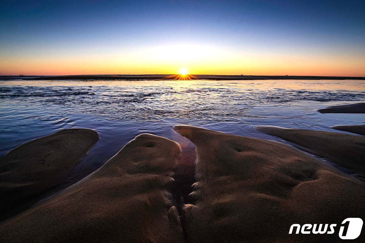 본문 이미지 - 티엔 탄 해변(호텔스닷컴 제공)