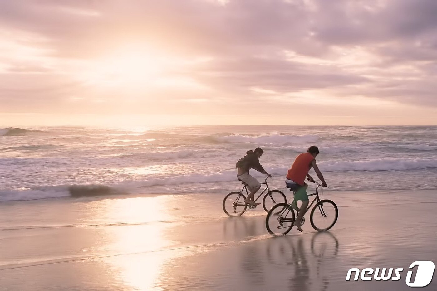 본문 이미지 - 발리의 칸디다사 해변(호텔스닷컴 제공)