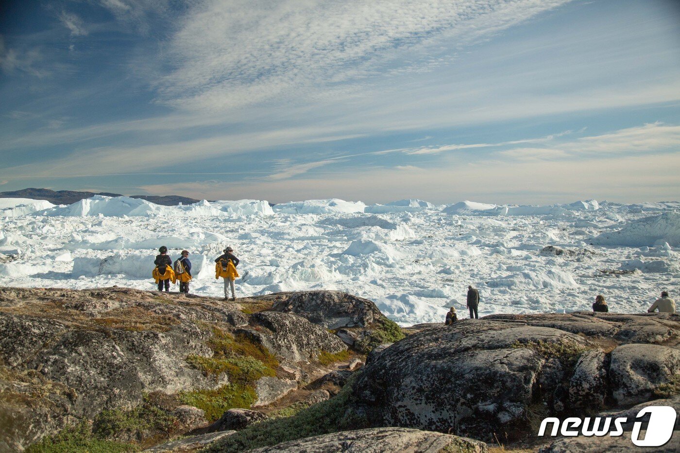 본문 이미지 - 설산 하이킹(쿼크 익스페디션 제공)