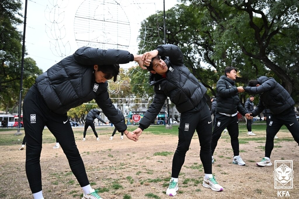 본문 이미지 -  현지 적응 훈련 중인 한국 대표팀(대한축구협회 제공)