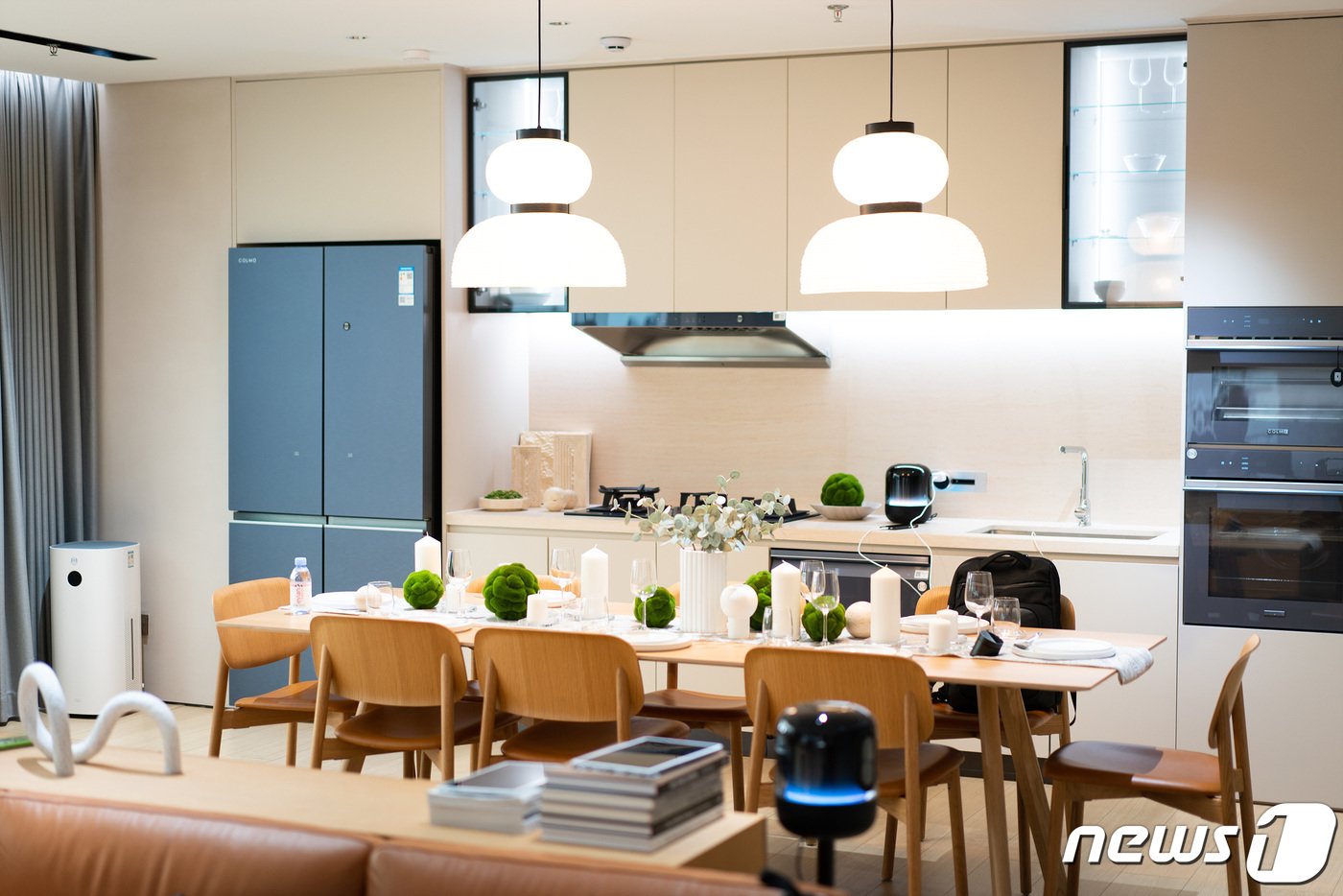 본문 이미지 - 화웨이 플래그십 스토어 내 스마트홈 환경을 구현한 공간 2023.5.18/뉴스1 ⓒ News1 이기범 기자