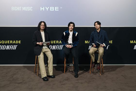 (왼쪽부터) 정우용 하이브IM 대표, 미드낫, 신영재 빅히트 뮤직 대표/ 사진제공=하이브