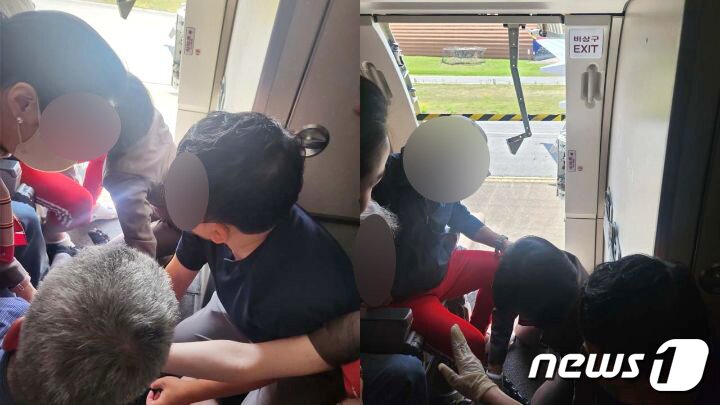 본문 이미지 - 26일 오전 제주공항을 출발해 대구공항으로 향하던 아시아나 항공기에서 비행 중 문이 열리는 사고가 발생했다. 대구공항 착륙을 위해 고도를 낮추던 항공기가 250m 상공에서 비상구쪽 좌석에 탑승한 30대 승객이 비상구 레버를 건드려 문이 개방됐으며, 항공기 슬라이드 일부가 파손됐다. (독자 제공) 2023.5.26/뉴스1