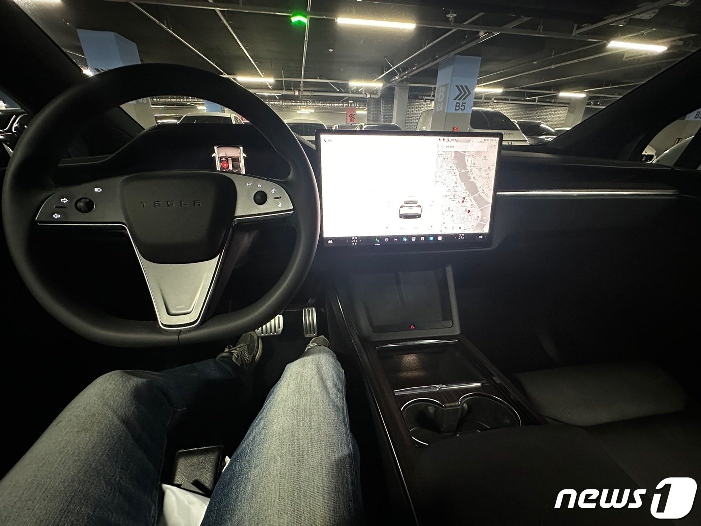 본문 이미지 - 테슬라 모델 X 실내.ⓒ 뉴스1 이동희 기자 