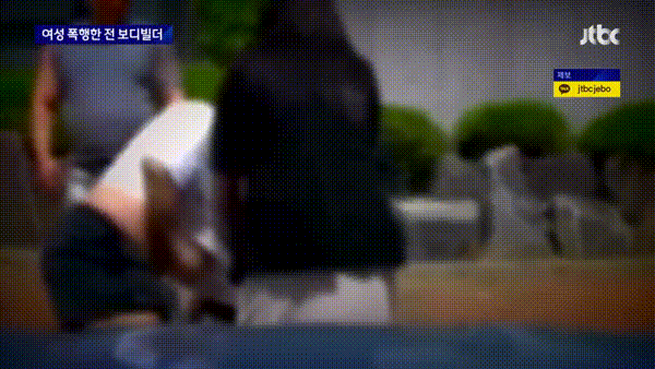 본문 이미지 - 지난 20일 오전 11시쯤 인천 남동구 논현동의 한 아파트 주차장에서 여성 A씨가 남성 B씨에게 폭행을 당했다. (JTBC 갈무리)