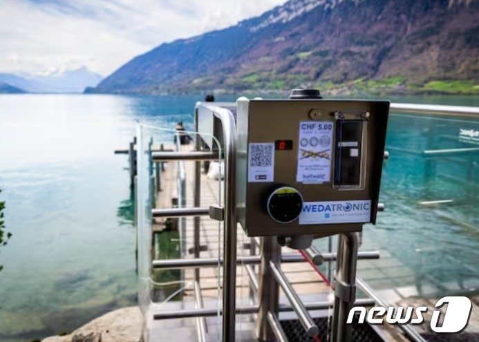 본문 이미지 - 이젤바트 브리엔츠 호수 부두 현재 ⓒ 신정숙 통신원