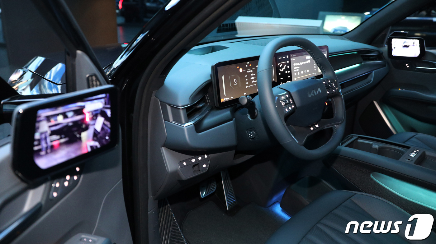 (서울=뉴스1) 김진환 기자 = 기아가 지난 2021년 서울시 성수동에 문을 연 280평 규모의 전기차 특화 복합 문화공간 'EV6 언플러그드 그라운드 성수'를 'EV 언플러그드 …