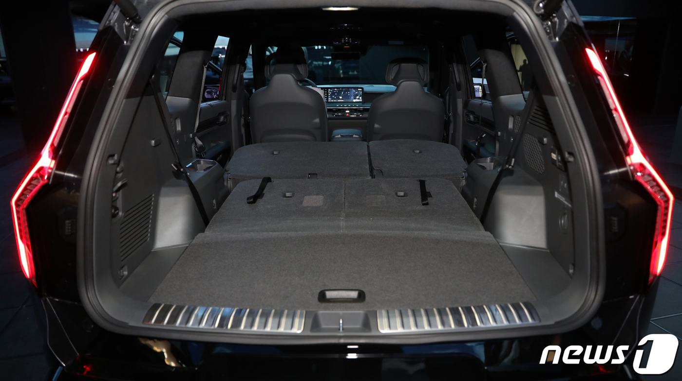 (서울=뉴스1) 김진환 기자 = 기아가 지난 2021년 서울시 성수동에 문을 연 280평 규모의 전기차 특화 복합 문화공간 'EV6 언플러그드 그라운드 성수'를 'EV 언플러그드 …