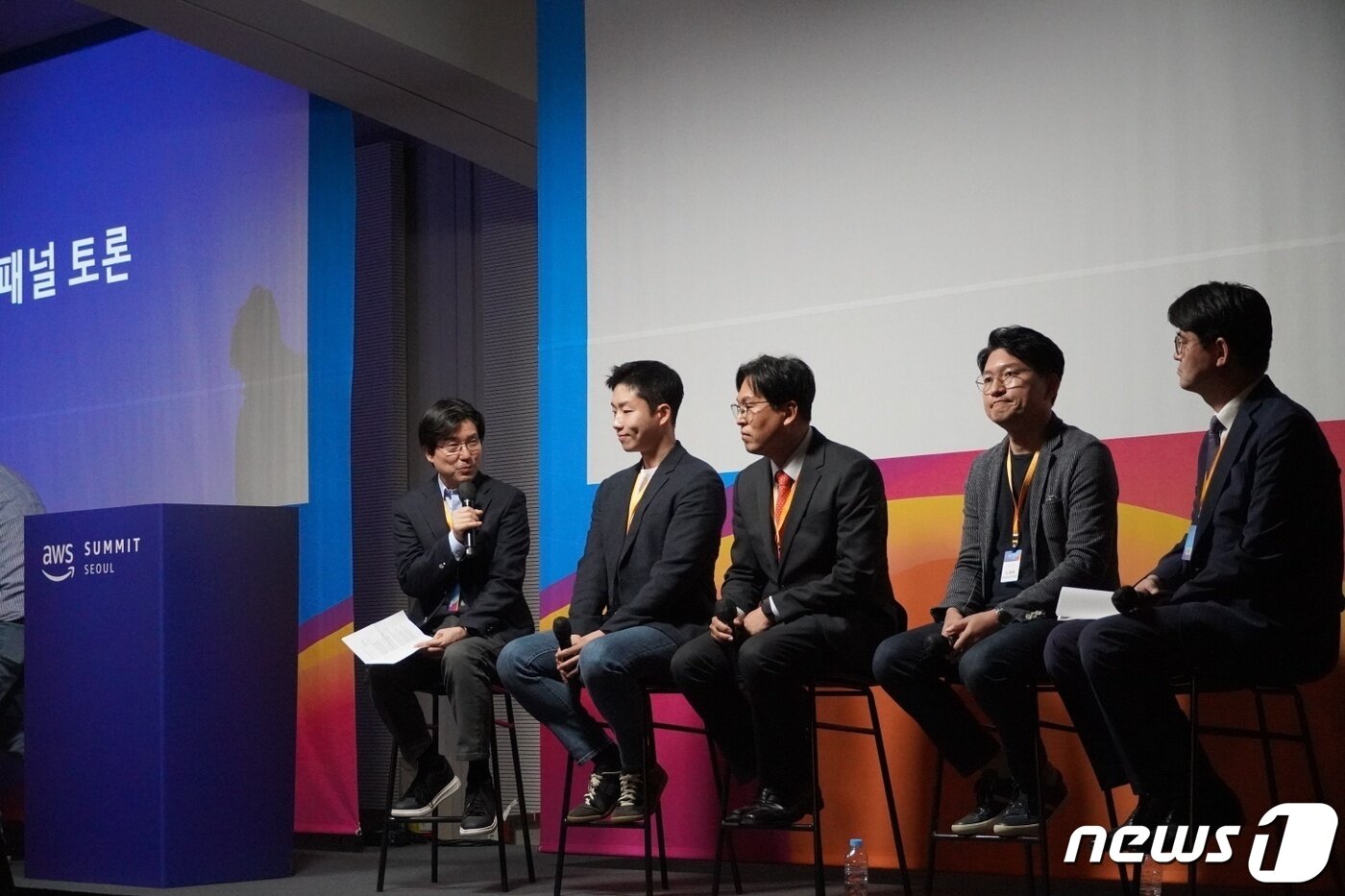 본문 이미지 - AWS 주최로 열린 '클라우드 정책의 현재와 미래 : 전문가 대담' 세션(AWS 제공)