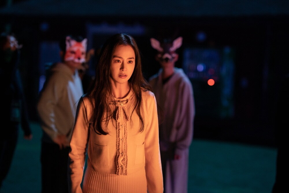 본문 이미지 - 지니TV 마당이 있는 집 제공